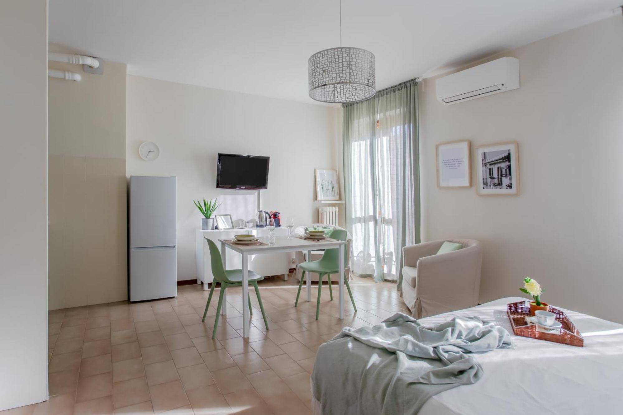 Casa Caterina - Pavia City - By Host4U Buitenkant foto